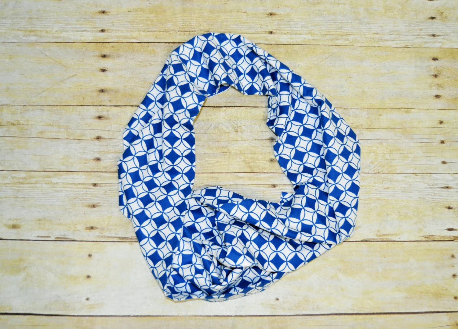 Baby/Toddler navy and white art deco infinity scarf, soft baby scarf, trendy baby scarf,blue diamonds  baby scarf,infinity scarf