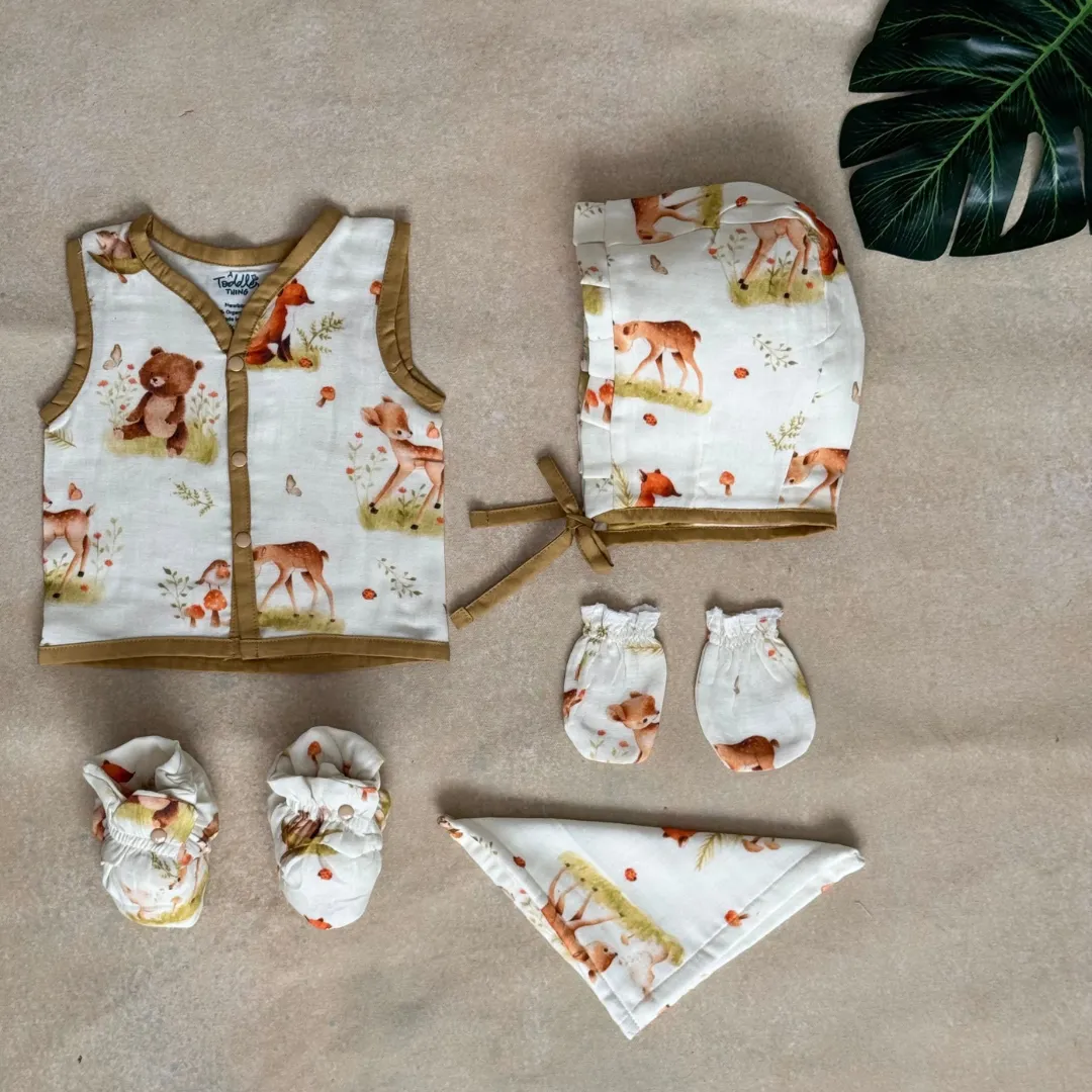 Bear Pops - Muslin 5 Piece Gift Set (0-3 Months)