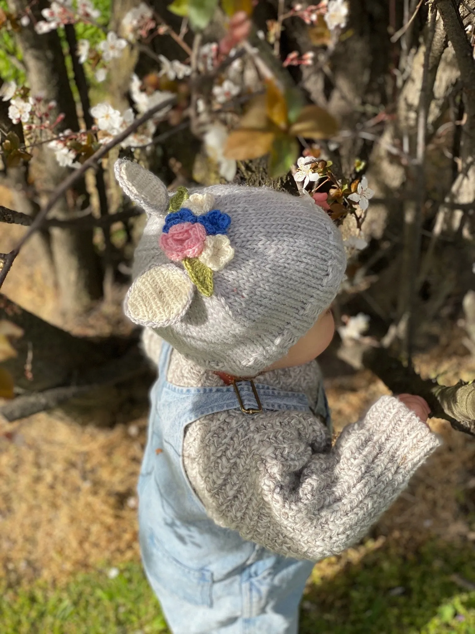 Bunny Bouquet Beanie Grey