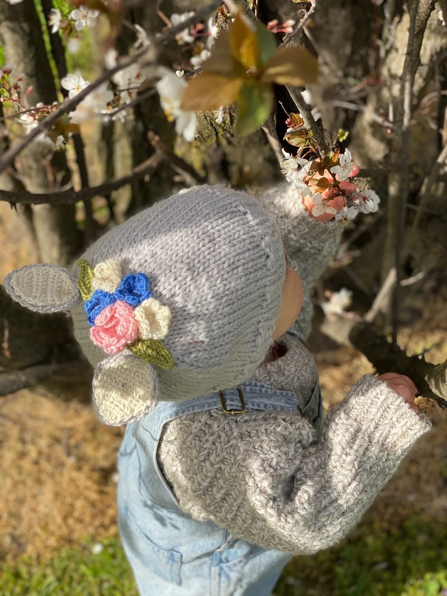 Bunny Bouquet Beanie Grey