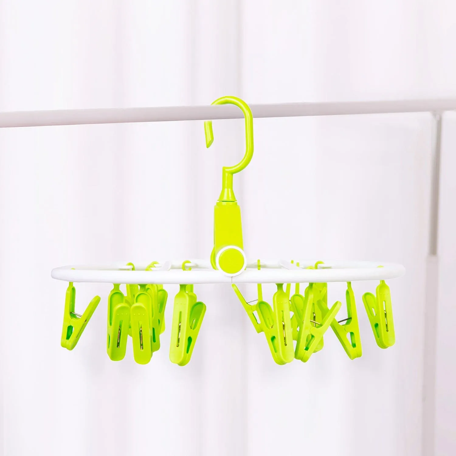 Clothes Hanger Round Foldable 18 Clips Green