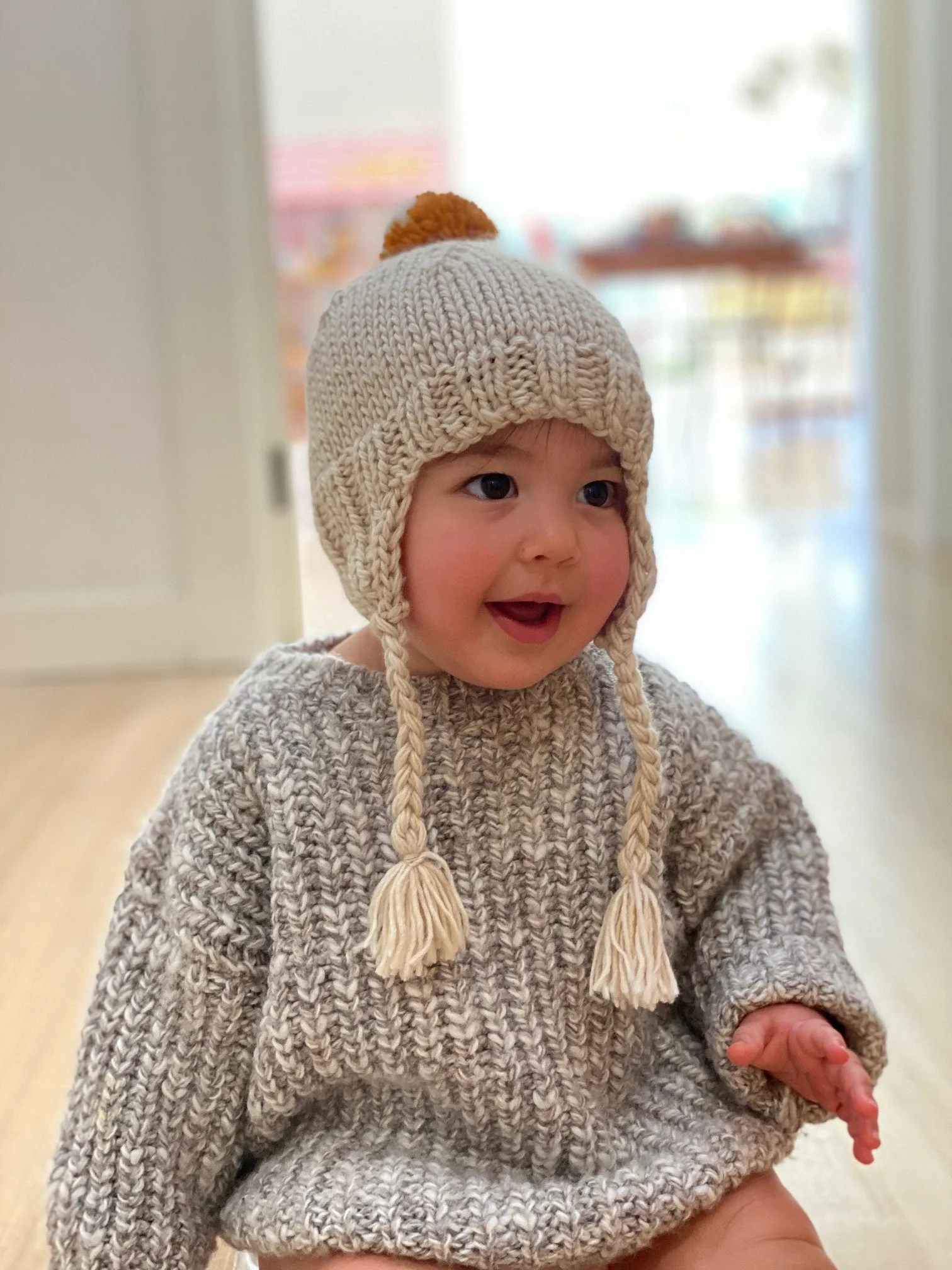 Sunrise Beanie & Mitten Set Oatmeal